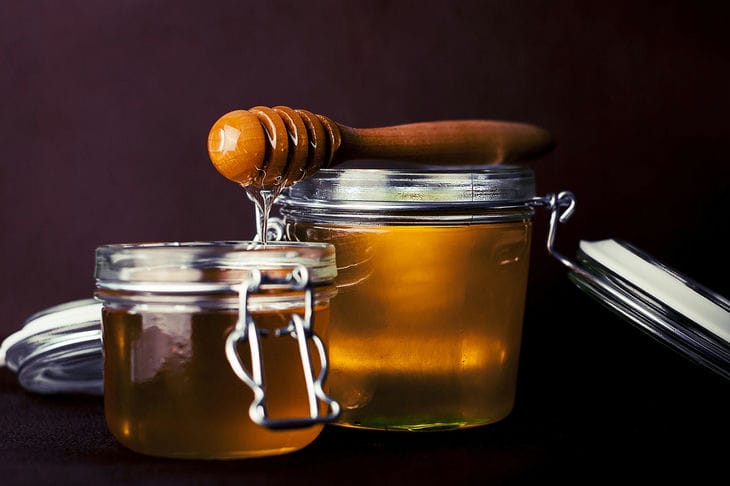 Can You Eat Honey on an Empty Stomach: Here's What Happens to Your Body honey