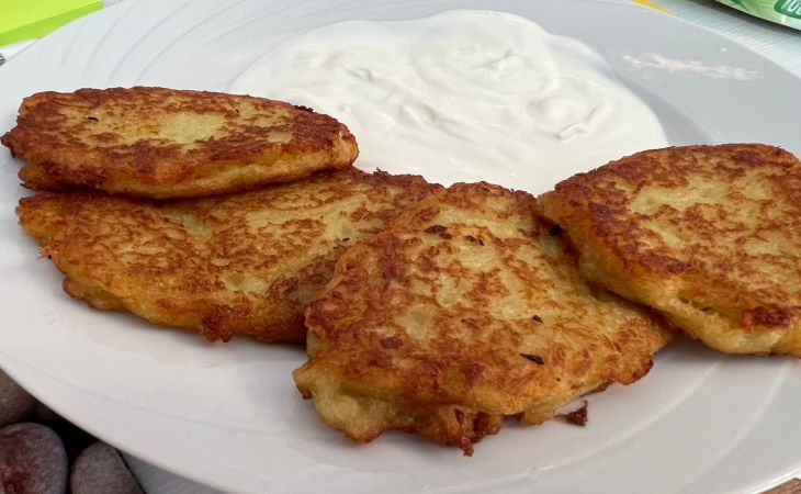 How to cook potato pancakes with chicken: a recipe that housewives will appreciate drink