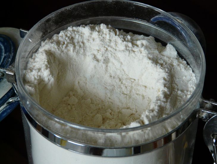 How to use flour in everyday life: only a few people know about it powder