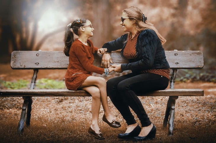 5 Conclusions of Psychologists on What a Mother Should Actually Give Her Daughter People
