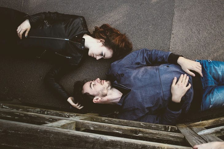 5 Signs That a Woman Dependent on a Man: What to Do About It pair