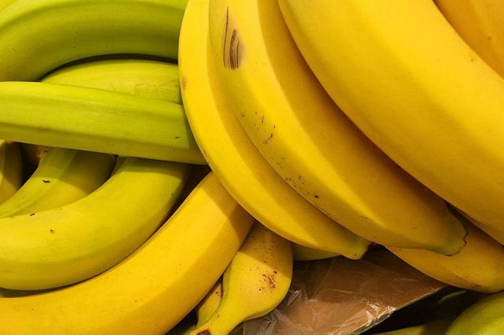 Here's Why You Shouldn't Keep Bananas in a Bag: How to Store Fruits to Keep Them from Turning Black bananas