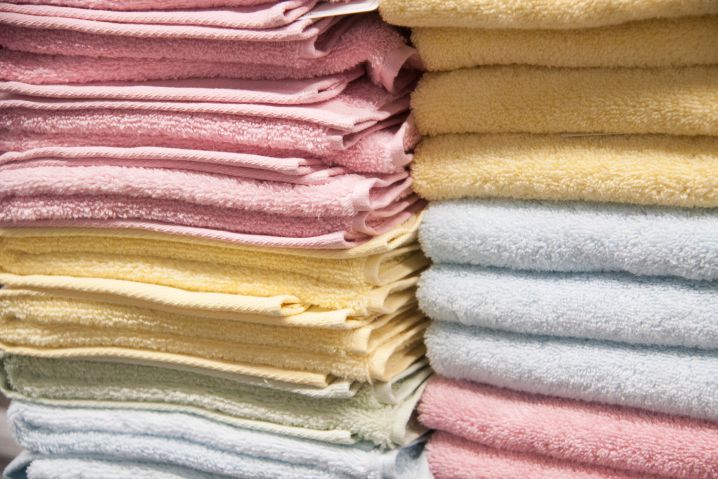 Why experienced housewives use a bag when washing kitchen towels: now you too will find out towels