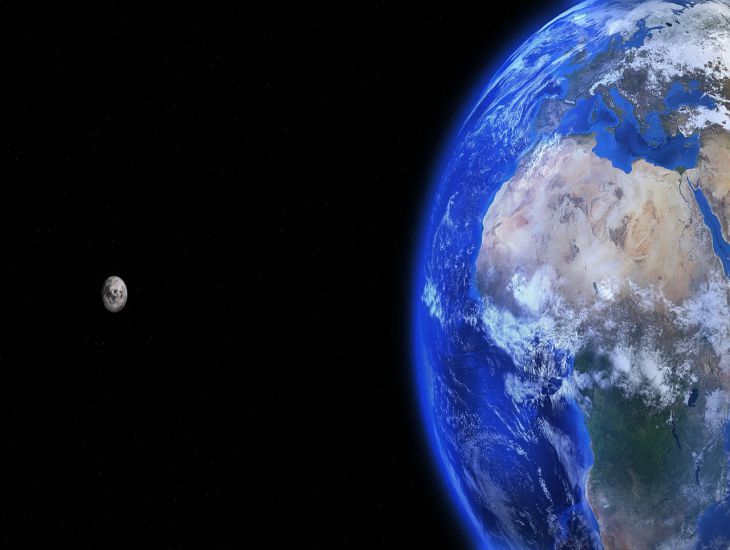 Cosmonaut Explains Why Some People Believe in a Flat Earth planet