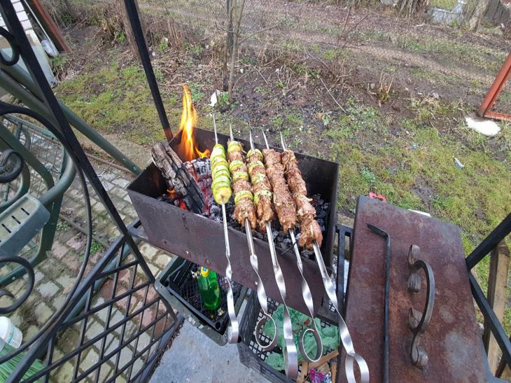 What kind of wood should you never use to grill shashlik: these mistakes are dangerous to your health barbecue