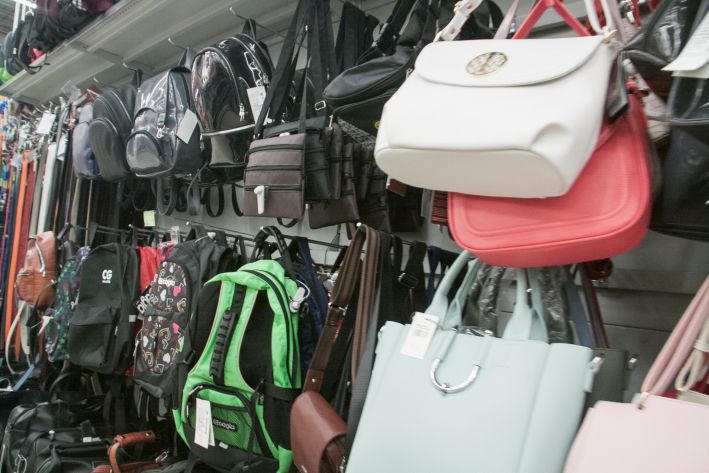 They scare away potential suitors and threaten poverty: these three things should not be carried in a woman's handbag handbag