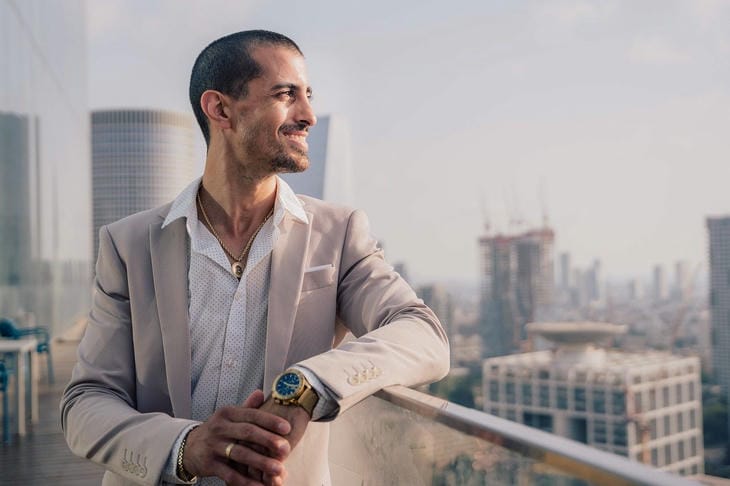 How to understand that you are doing your own thing: 8 signs man
