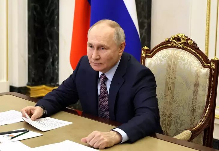 Putin Excludes Shoigu and Viner from Council for Development of Physical Culture and Sports Putin