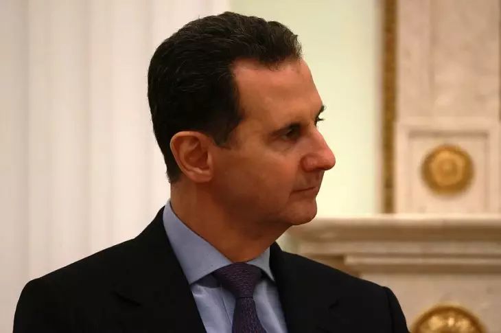 Armed Mob Burns Mausoleum of Bashar al-Assad's Father in Syria Assad