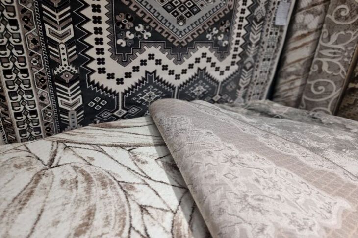 How to Choose a Carpet for Your Living Room: Tips from the Pros carpet