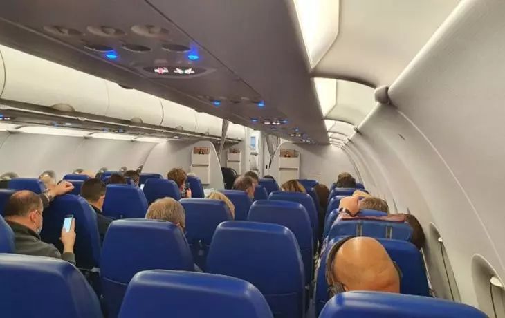 Sichuan Airlines passenger's power bank suddenly explodes during flight in China airplane