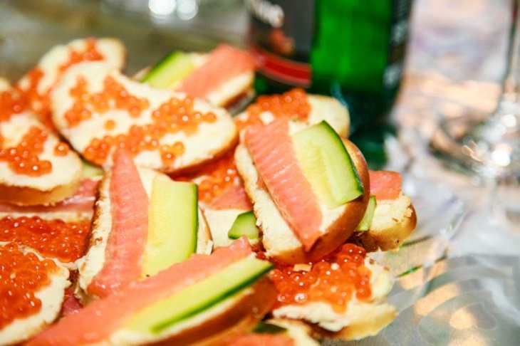 A Proven Way to Get Back on Track with Your Diet After the Holidays: This Will Help You Lose Weight Sandwiches