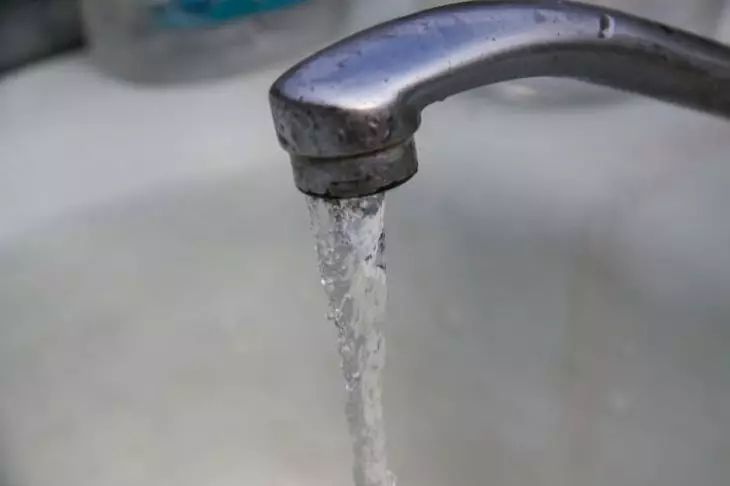 How to Safely Clean Your Kitchen Faucet: The Secret You Never Knew tap